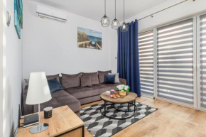 Blue Wave Apartment by Noclegi Renters